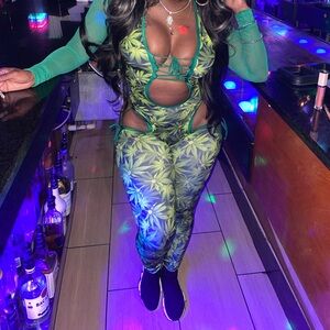 420 Bartending Outfit